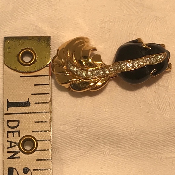 VINTAGE D'ORLAN SKUNK BLACK ENAMEL CRYSTAL BROOCH - Picture 10 of 11